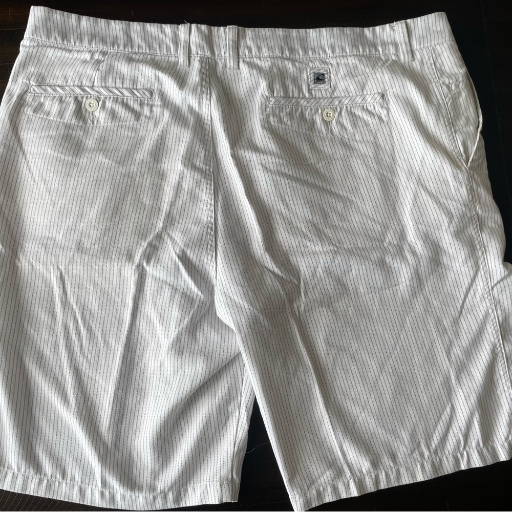 O’Neill men’s shorts